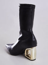 Bota Bico Fino Com Salto Geometrico Vazado Preto