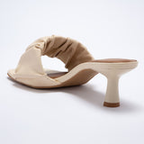 Mule Feminino Scrunchie Salto Medio  OffWhite