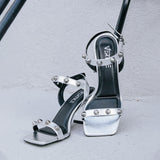 Sandalia Salto Alto Bloco Spike Prata