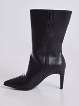 Bota de Couro Cano Medio Bico Fino Preto