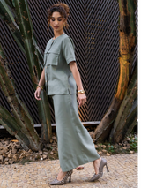 Conjunto Saia  e Camisa Verde