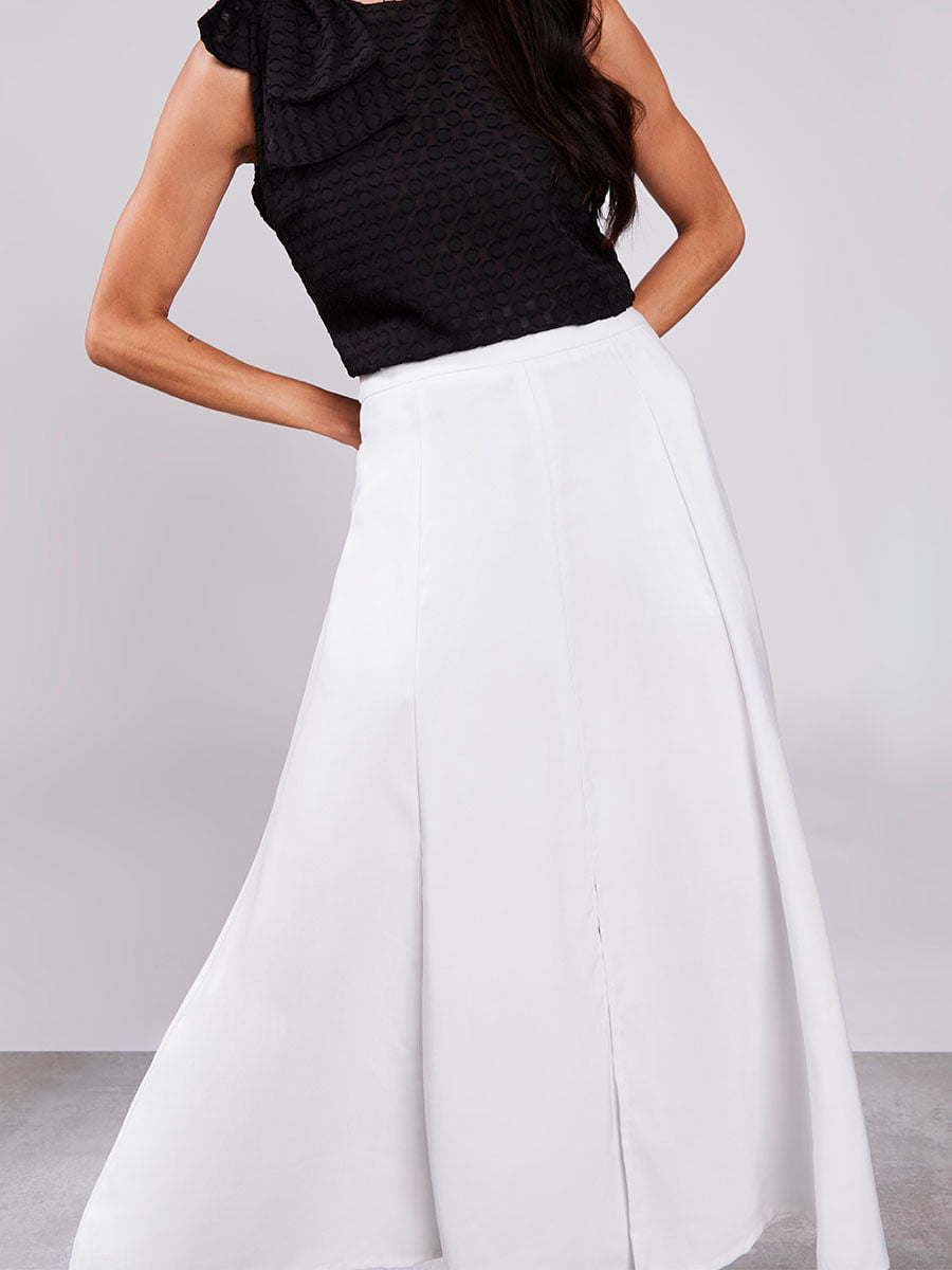 Saia Midi Evasê Offwhite