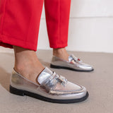Mocassim Verniz com Ponteiras Metal Prata