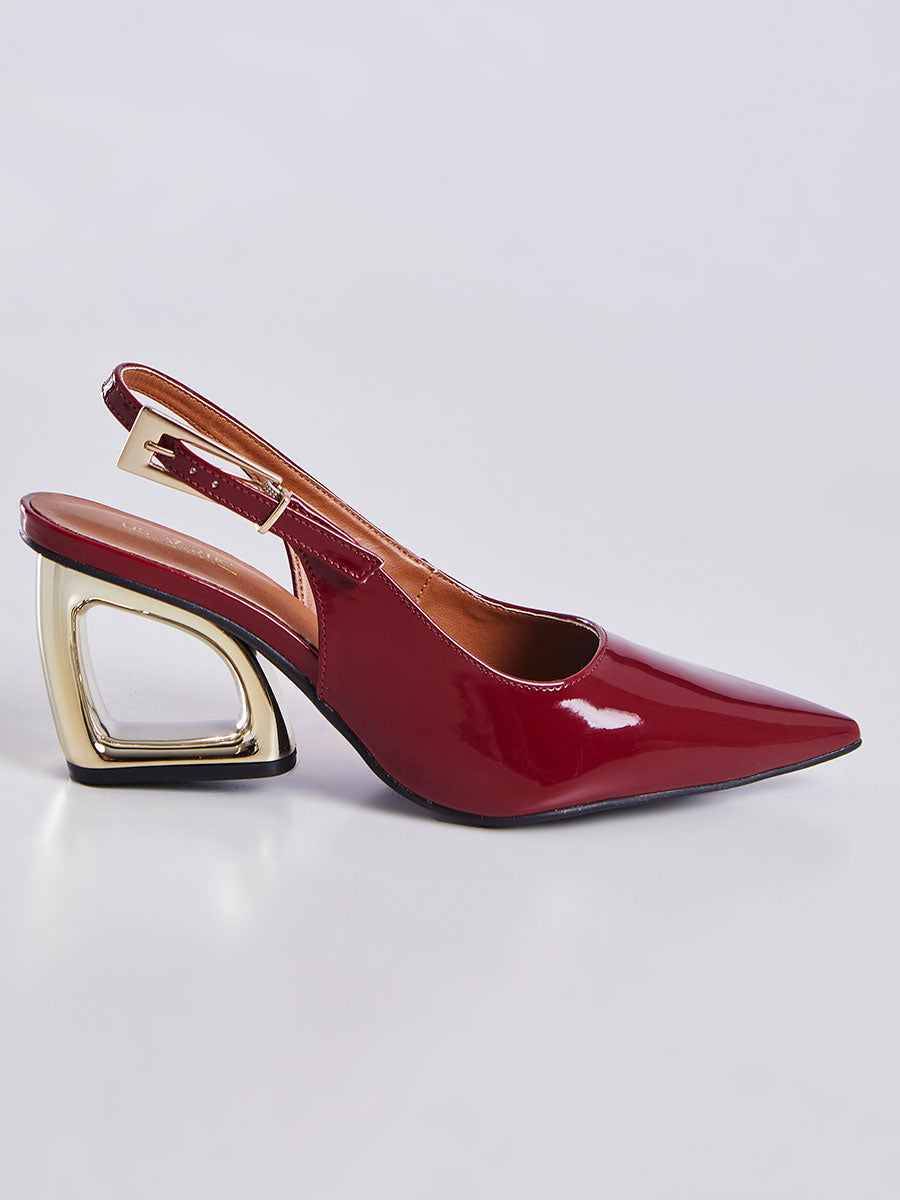 Scarpin Com Salto Geometrico Vazado Vinho