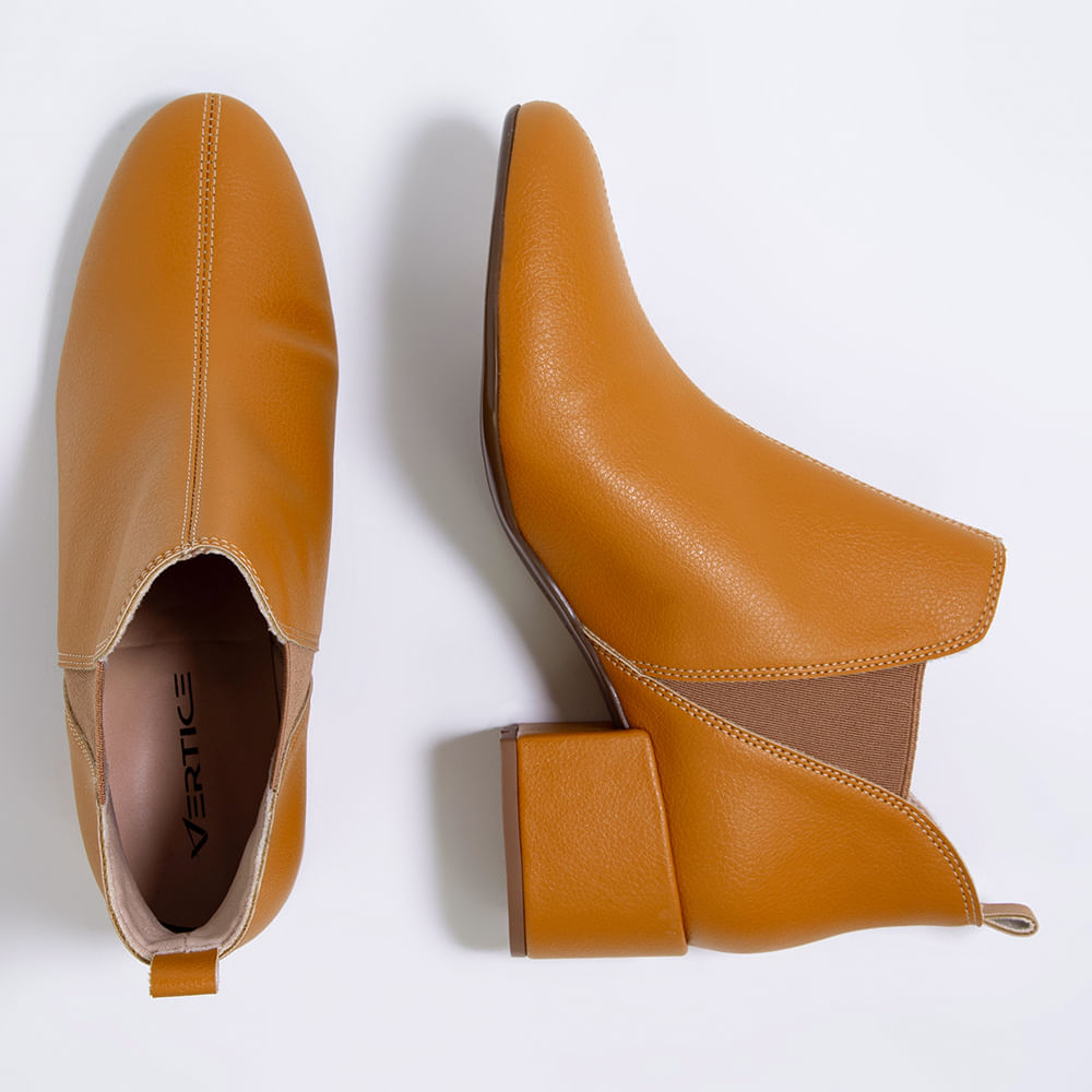 Bota Feminina Cano Curto Salto Baixo - Castanho