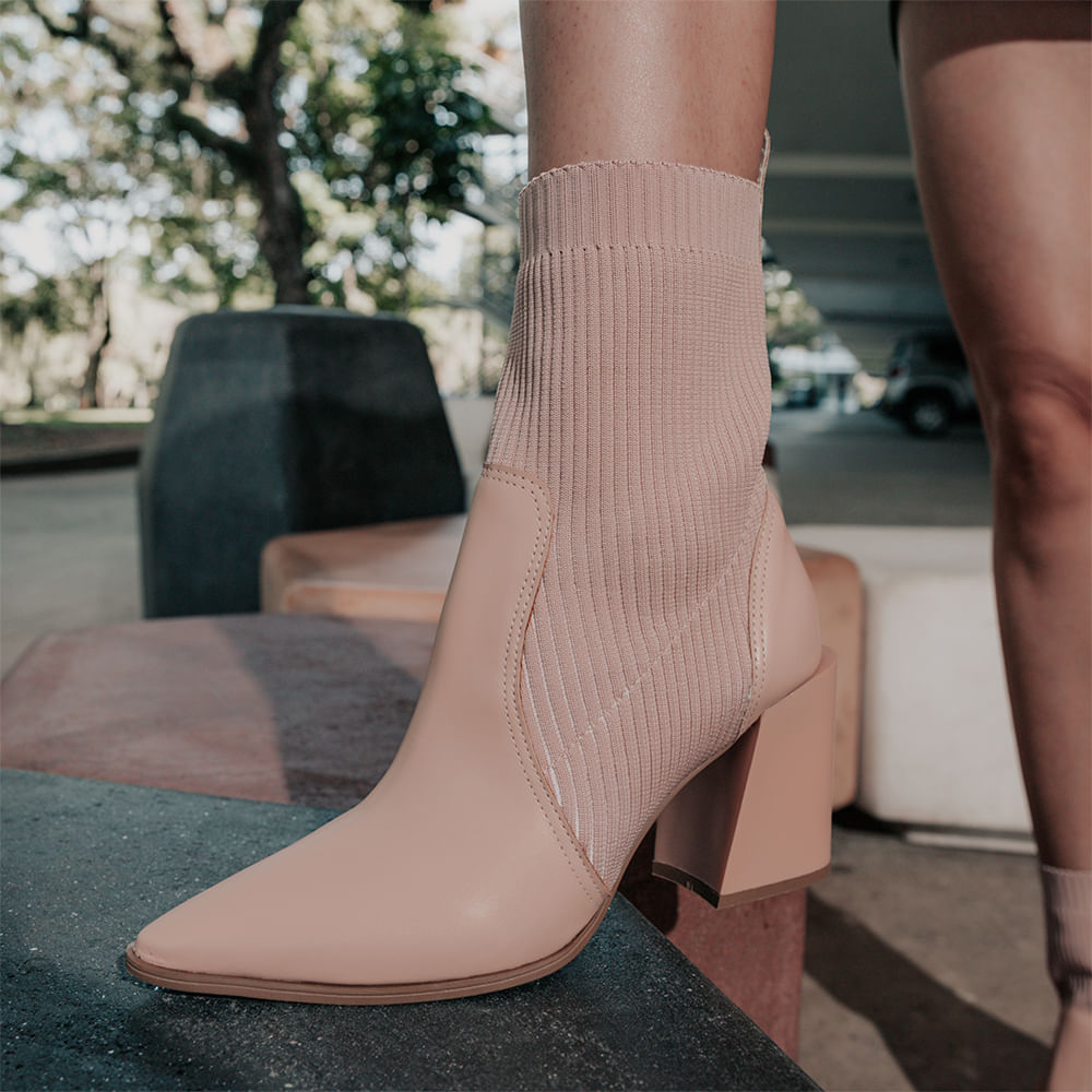 Bota Meia Salto Bloco Bico Fino Rose