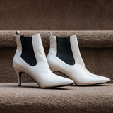 Bota Couro Bico Fino Elastico Offwhite
