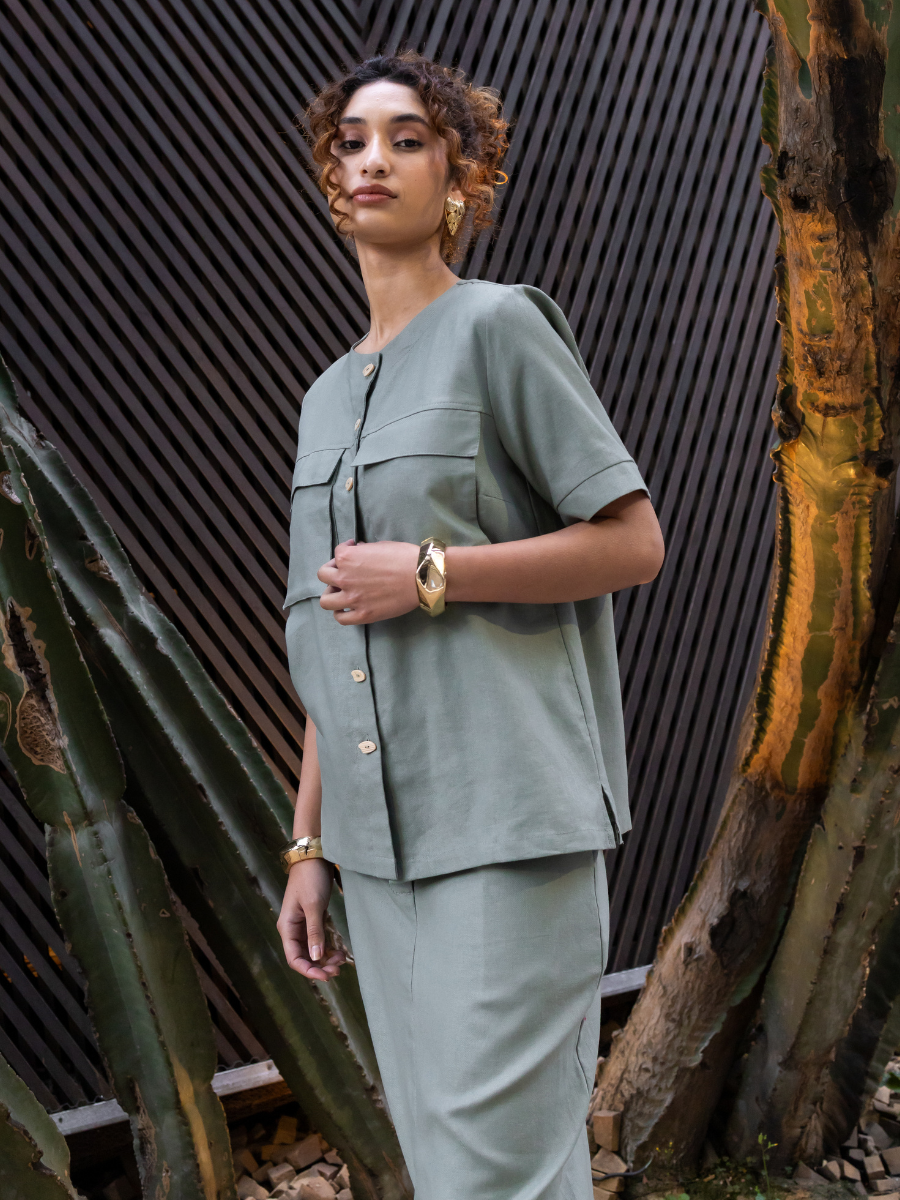 Conjunto Saia  e Camisa Verde