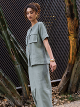 Conjunto Saia  e Camisa Verde