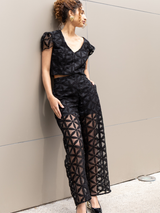 Top Bordado Preto