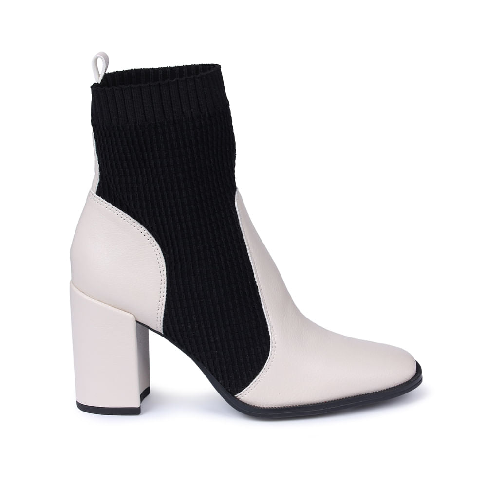 Bota Cano Médio Recorte Meia Salto Bloco  Offwhite