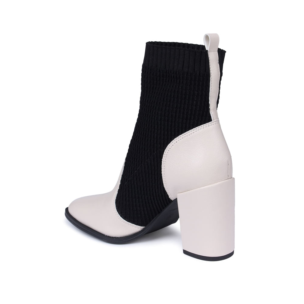 Bota Cano Médio Recorte Meia Salto Bloco  Offwhite
