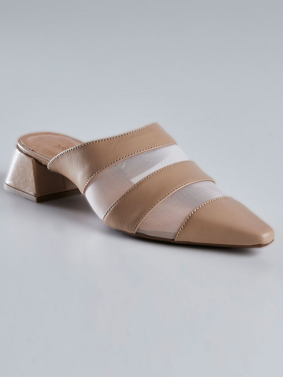 Mule Bico Fino com Tiras Nude