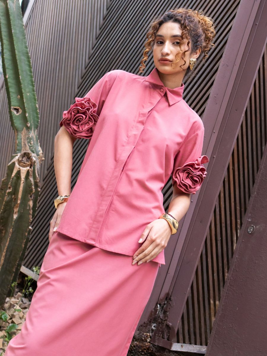 Camisa Flor Alto Relevo Algodão Rosa