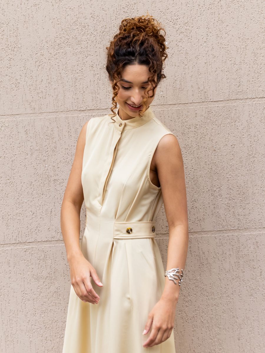 Vestido Pregas Midi Manteiga
