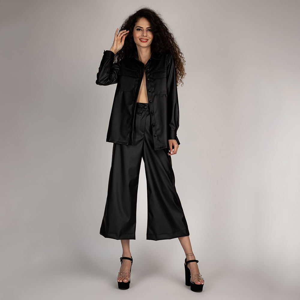 Calça Pantacourt Cintura Alta Preto
