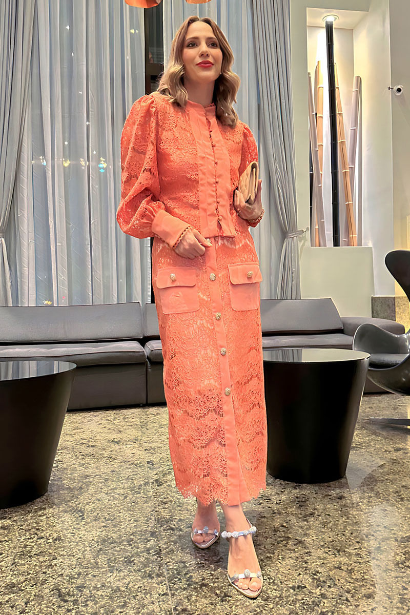 Camisa Renda Manga Longa Coral