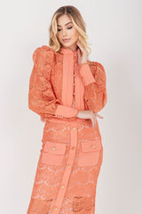 Camisa Renda Manga Longa Coral