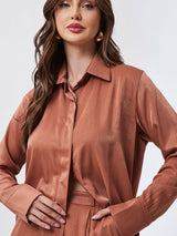 Camisa Acetinada Alongada Camel