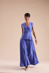 Conjunto Alfaiataria Colete e Saia Ampla Azul