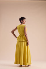 Conjunto Alfaiataria Colete e Saia Ampla Amarelo