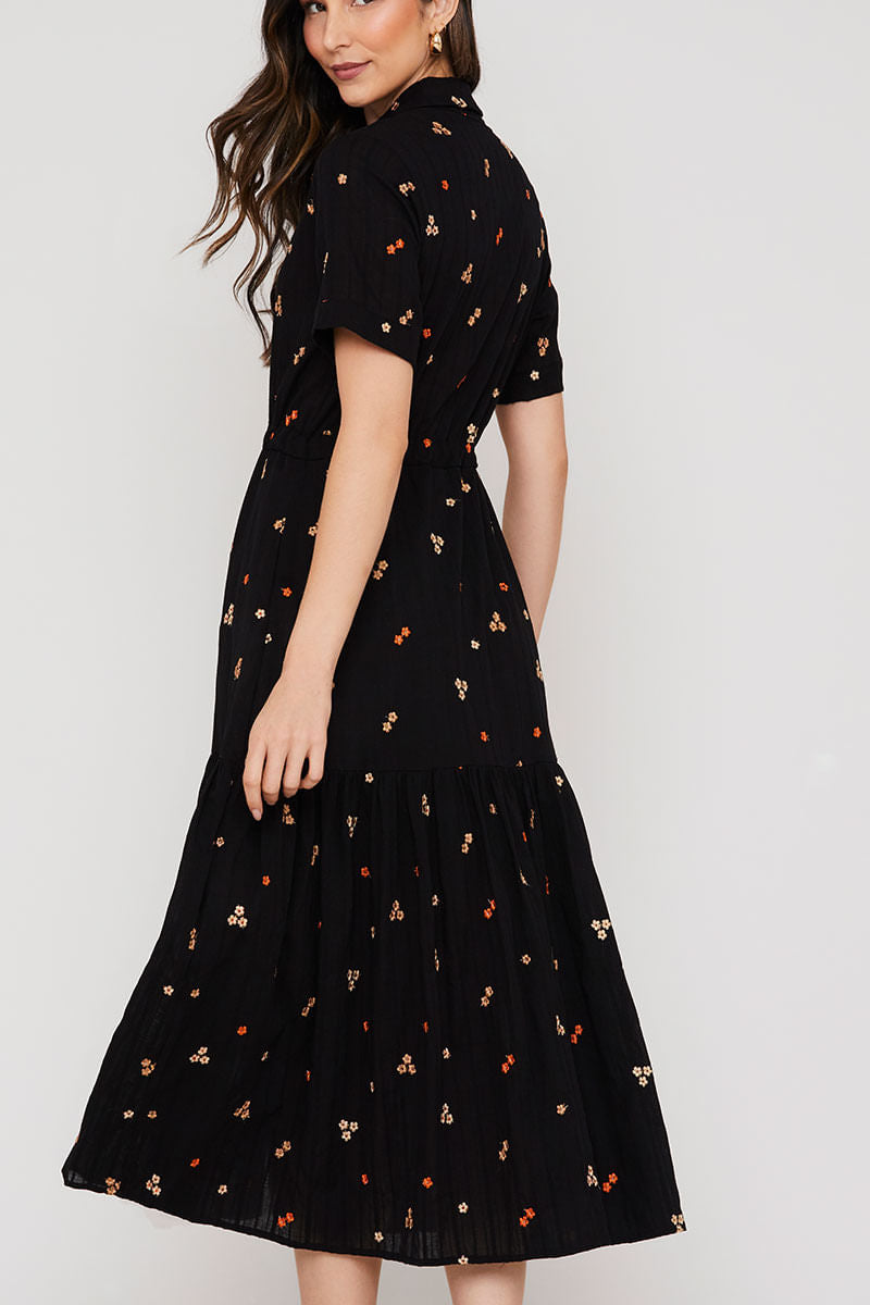 Vestido Manga Curta Algodão Bordado Preto