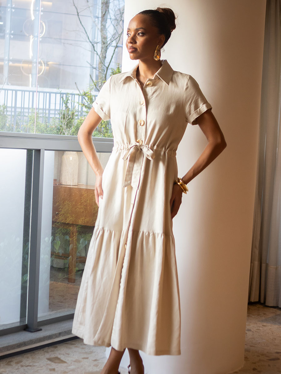 Vestido Manga Curta Linho Bordado Areia