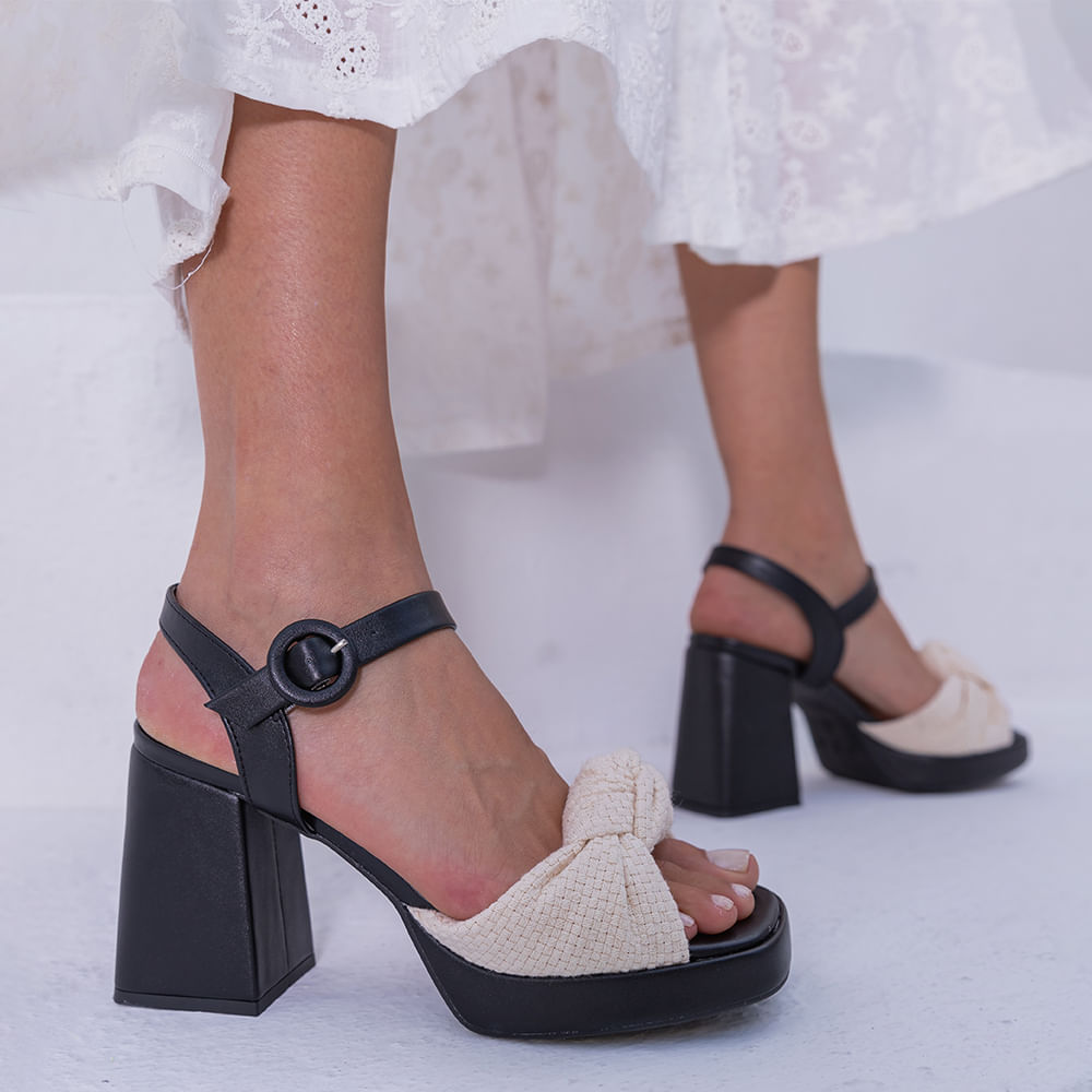 Sandalia Meia Pata Laço Preto