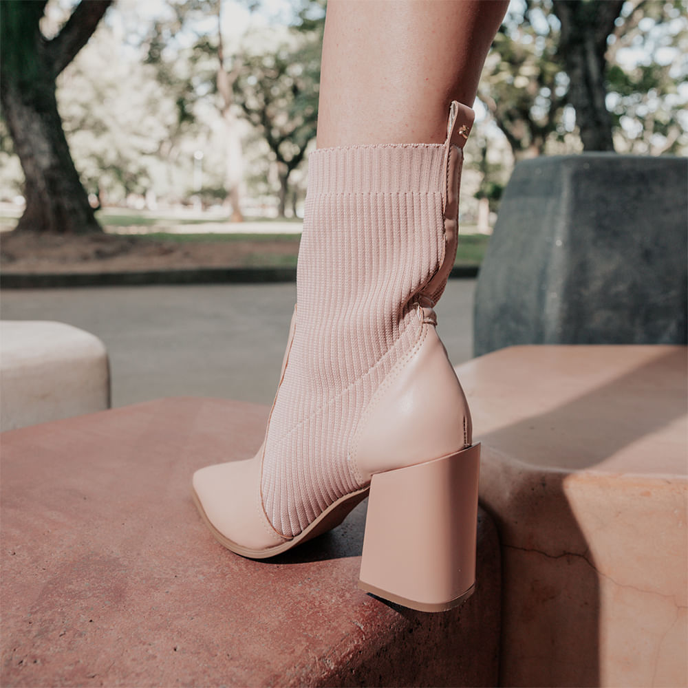 Bota Meia Salto Bloco Bico Fino Rose