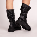 Bota Feminina Cano Longo Over Salto Tratorado Preto